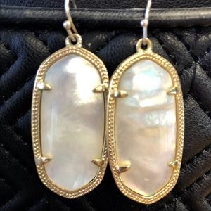 Kendra Scott Elle White Pearl Earrings